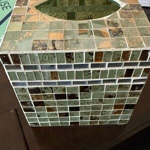 Mosaic Tissue Box Cover